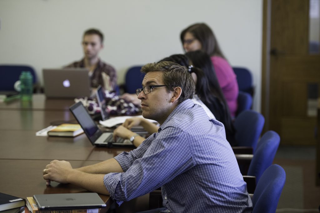 Beethoven's Symphonies class taught by Michael Ruhling at New Sibley Library, Miller Center. // Summer classes at University of Rochester's Eastman School of Music July 13, 2016. // photo by J. Adam Fenster / University of Rochester